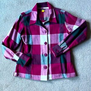 Cabela’s Women’s Plaid Jacket. Size medium.